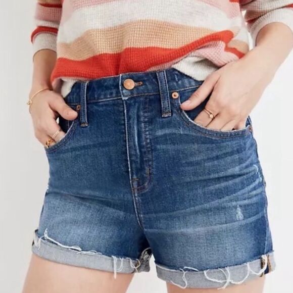 Madewell Pants - Madewell high rise denim shorts‎ women’s size 26